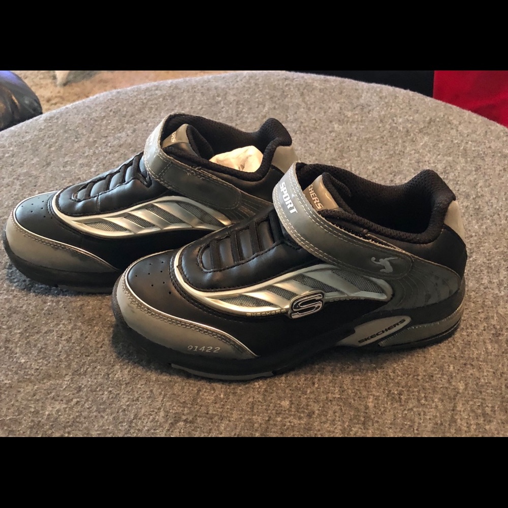 NIB - Skechers Xtreme Black/Gray/Silver Shoe